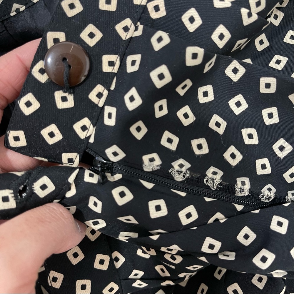 Patterned Skirt - Picture 5 of 7